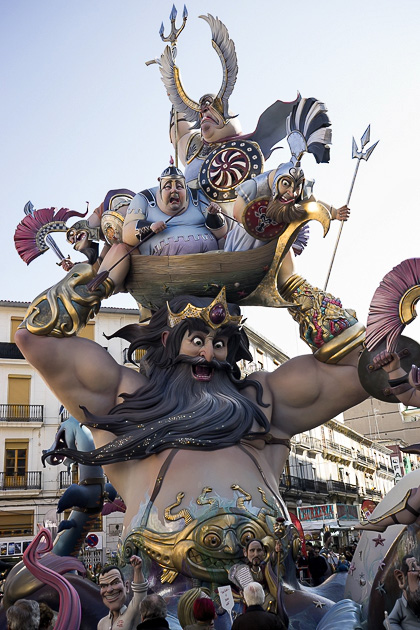 Read more about the article Collection of Animated Fallas GIFs