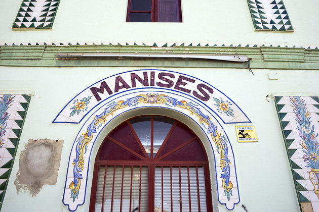 The Ceramics of Manises - For 91 Days Valencia Travel Blog