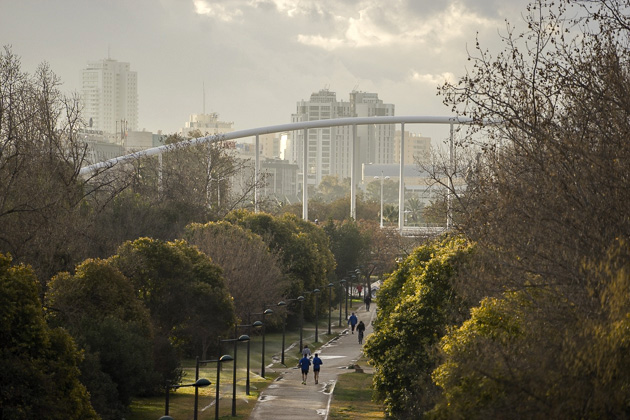 Read more about the article The Turia Riverbed Park